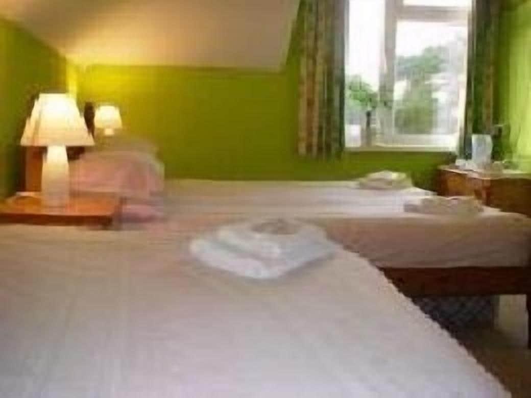 Ingledene Guest House Борнмут Экстерьер фото